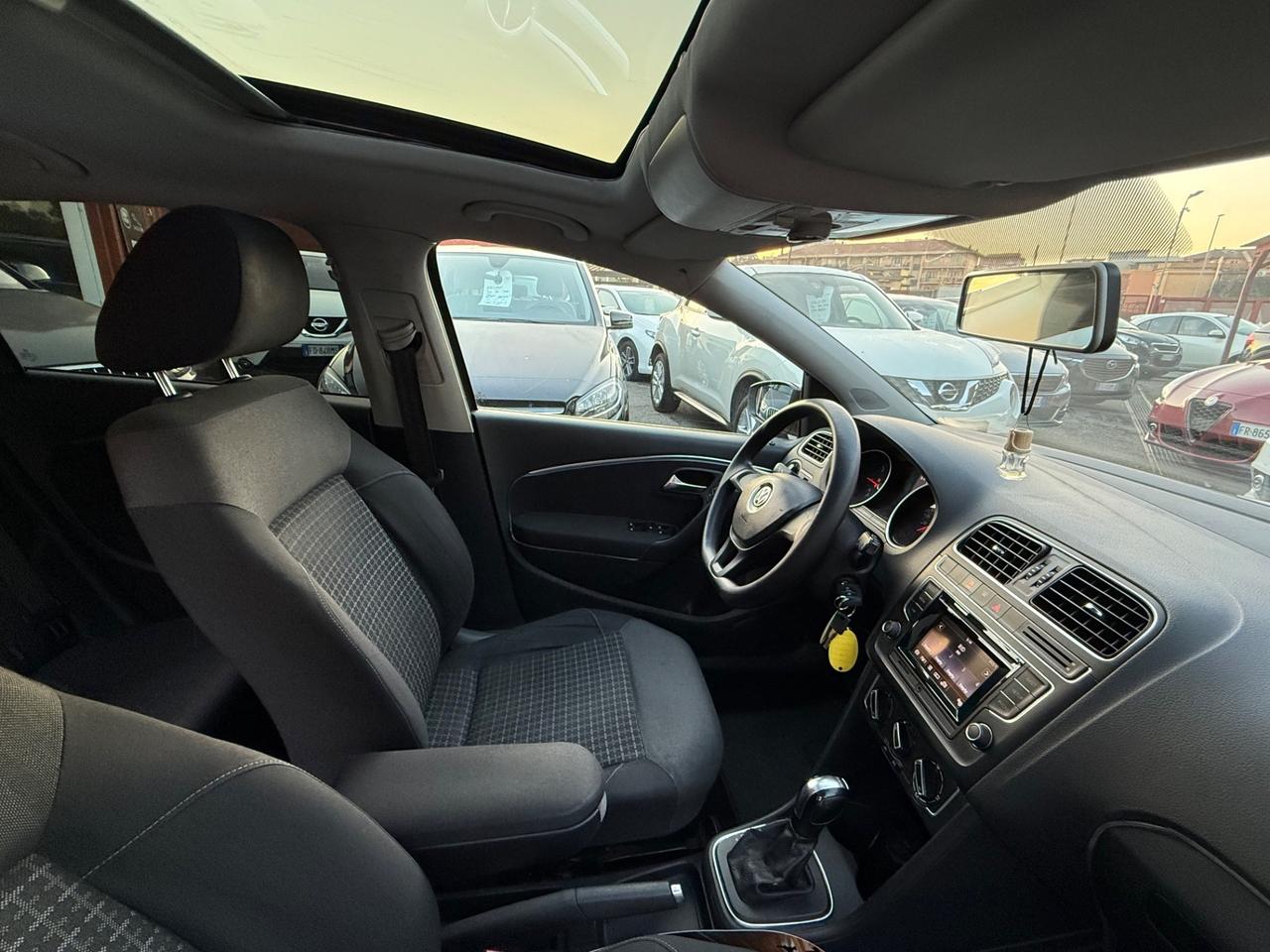 Polo 1.4 TDI 90 CV DSG -unipro-E6-garanzia-