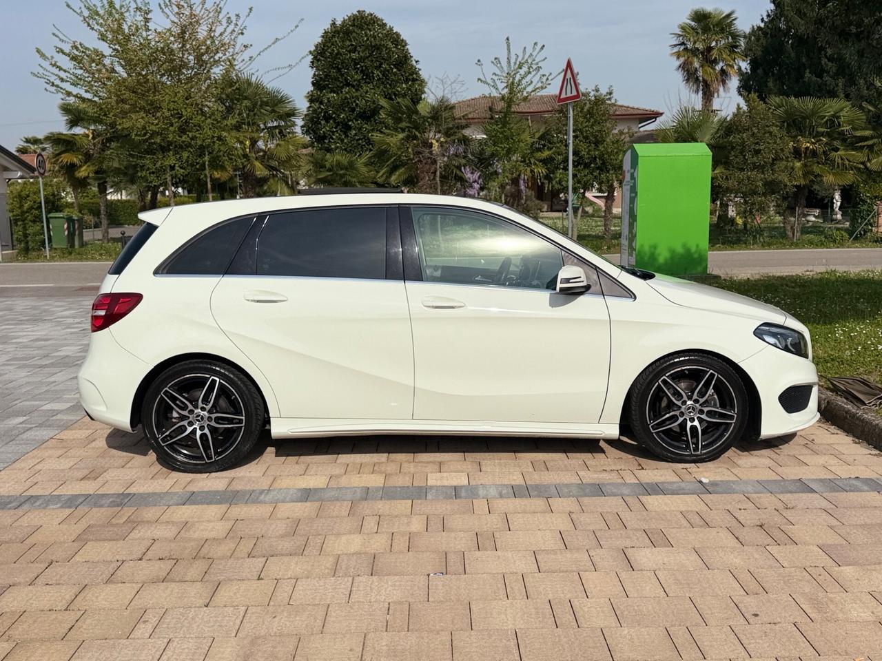 Mercedes-benz B 180 d Automatic Premium