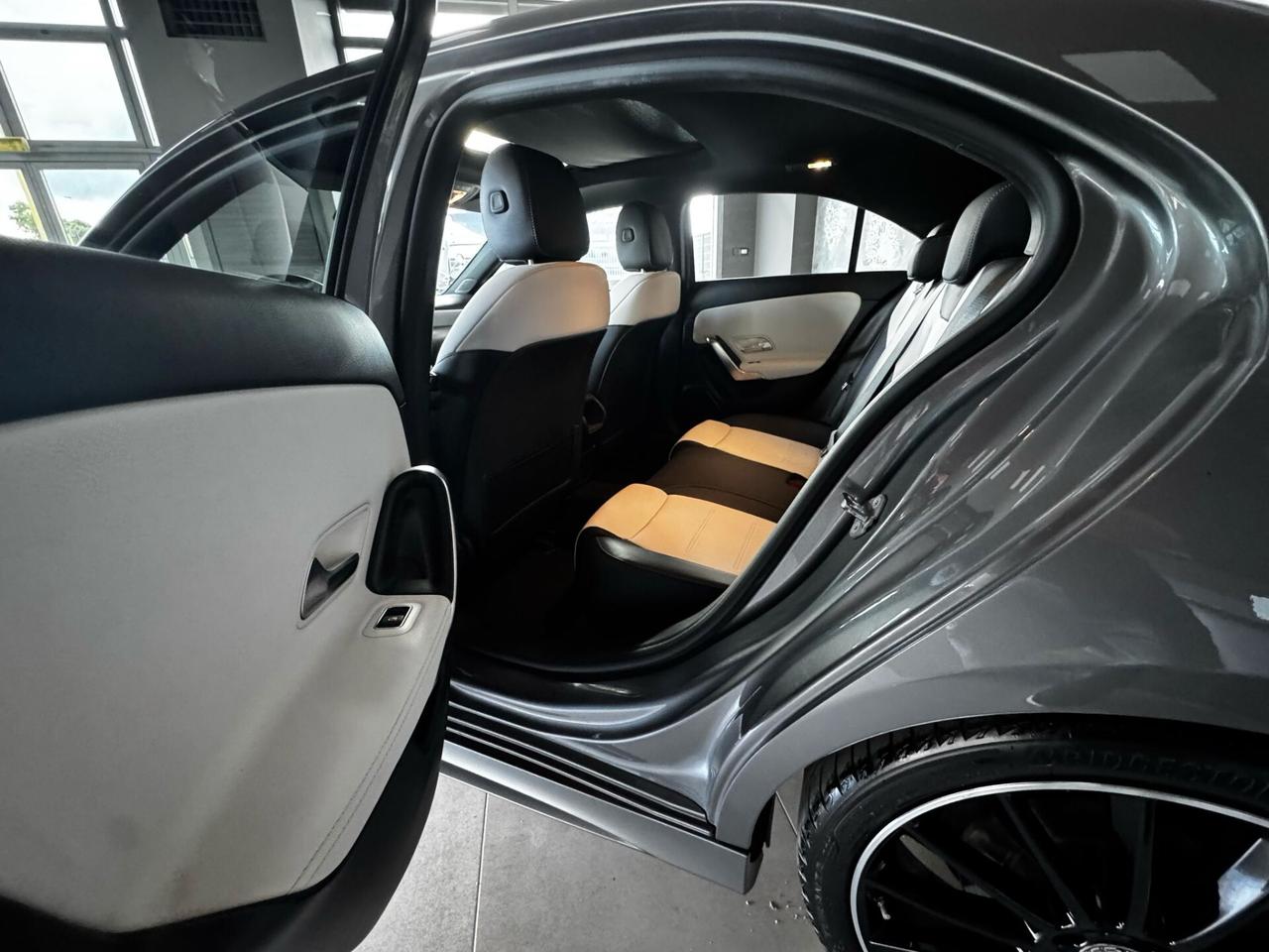 MERCEDES A 180CDI SEDAN AT8 PREMIUM TETTO APRIBILE