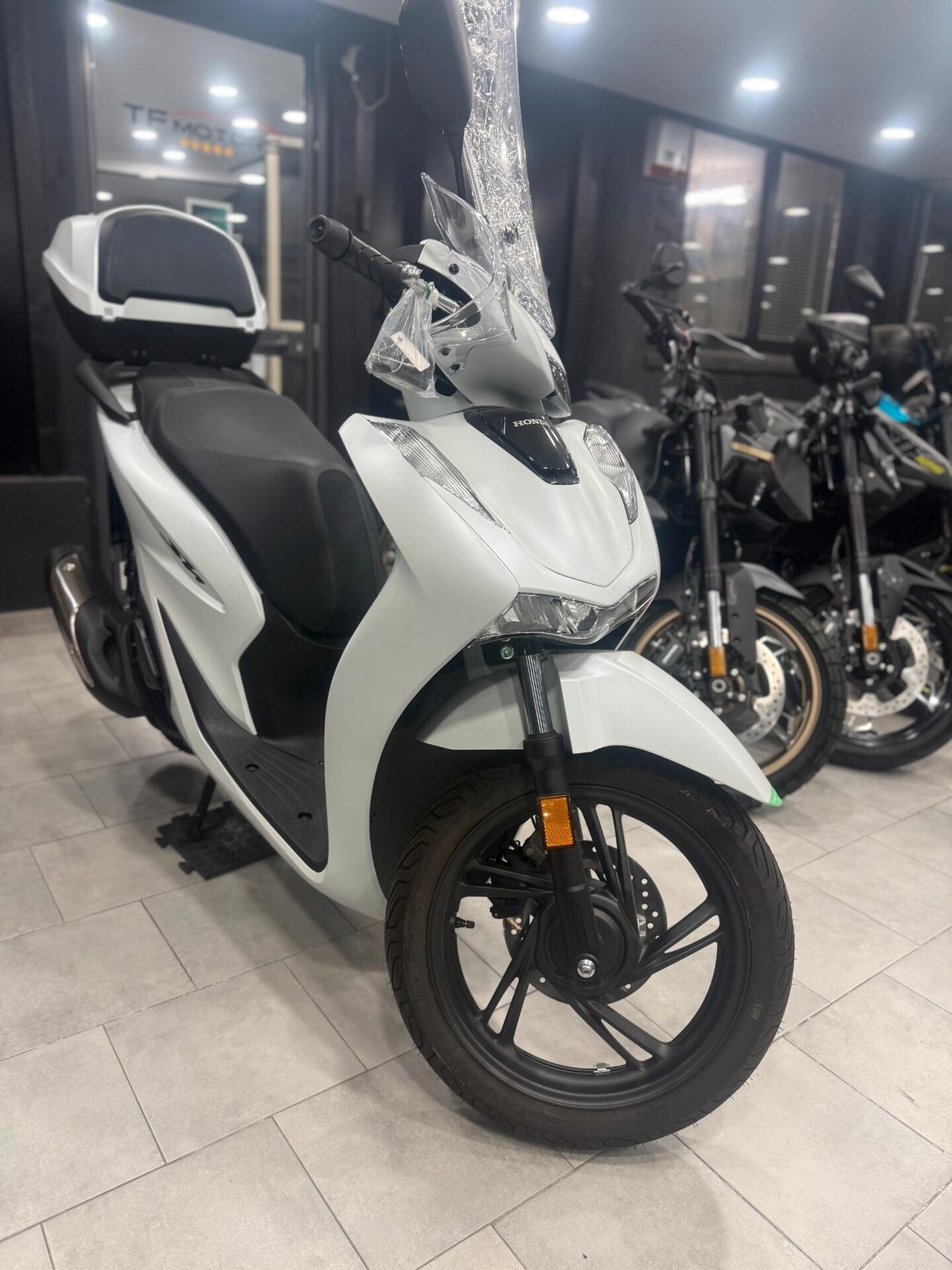 Honda SH 125 NUOVO PRONTA CONSEGNA