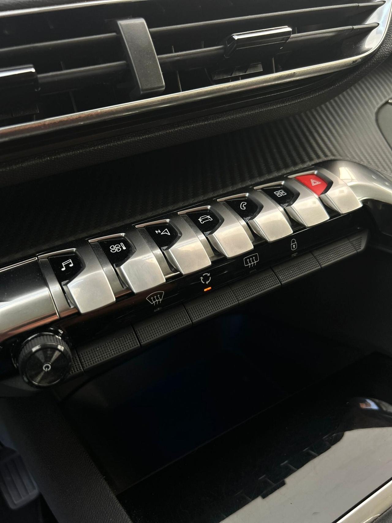 Peugeot 3008 BlueHDi 130 S&S Allure