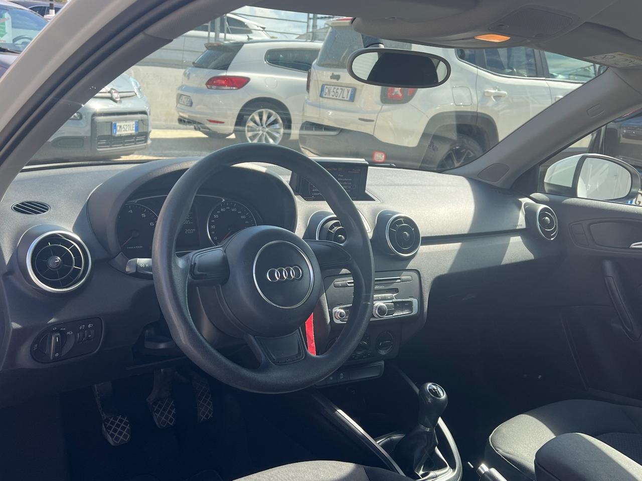 Audi A1 1.0 TFSI ultra Metal plus