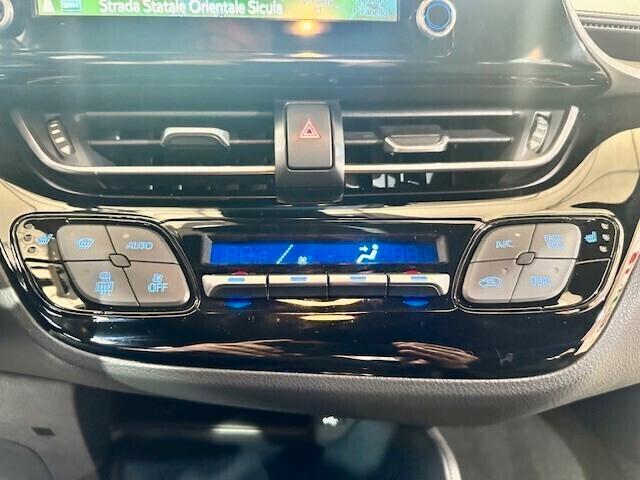 Toyota C-HR 1.8 Hybrid E-CVT Business