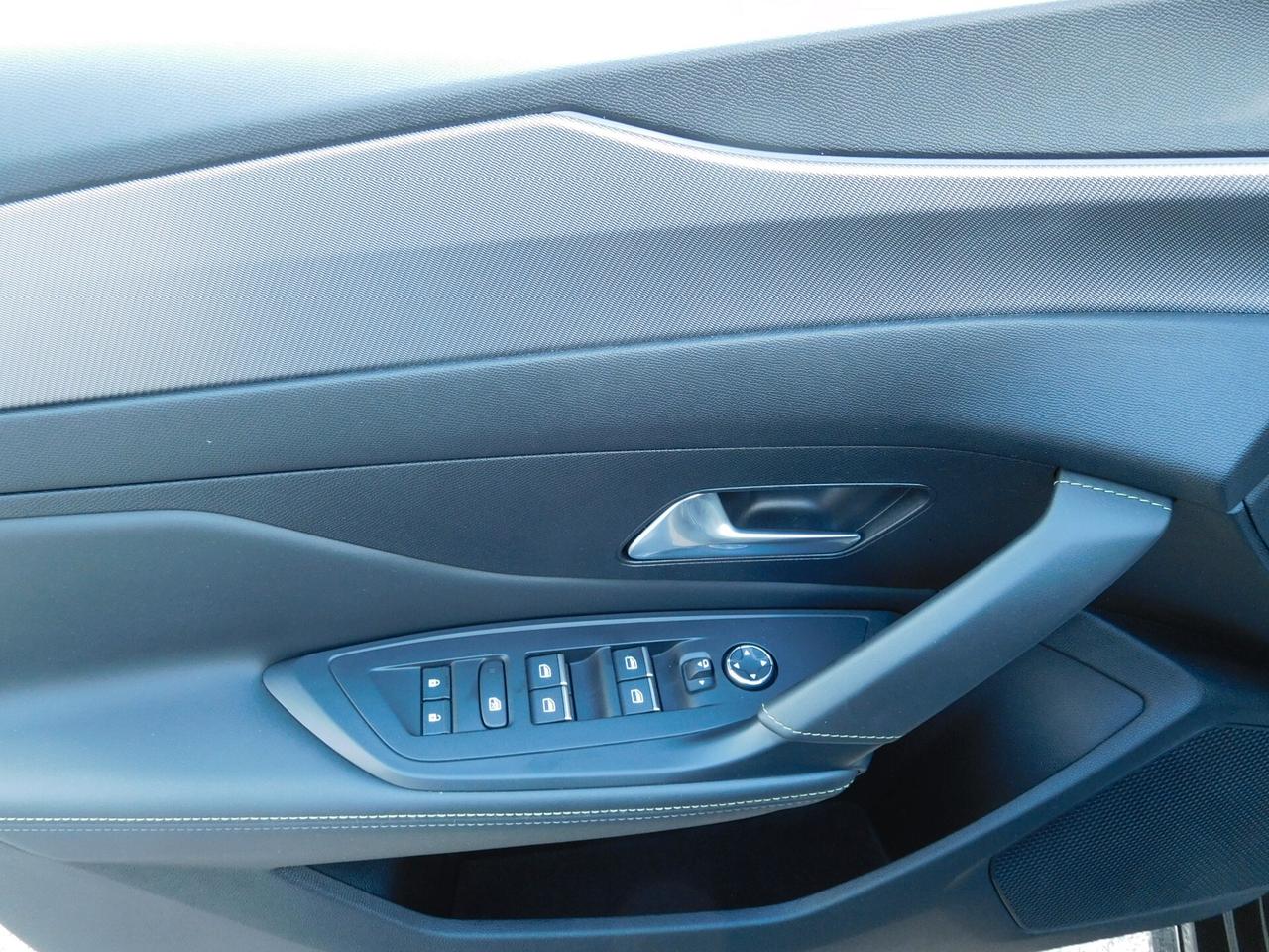 Peugeot 308 PureTech Turbo 130 S&S EAT8 GT Pack