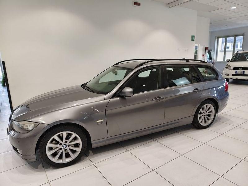 BMW Serie 3 320d CAT Touring xdrive Attiva*4x4*
