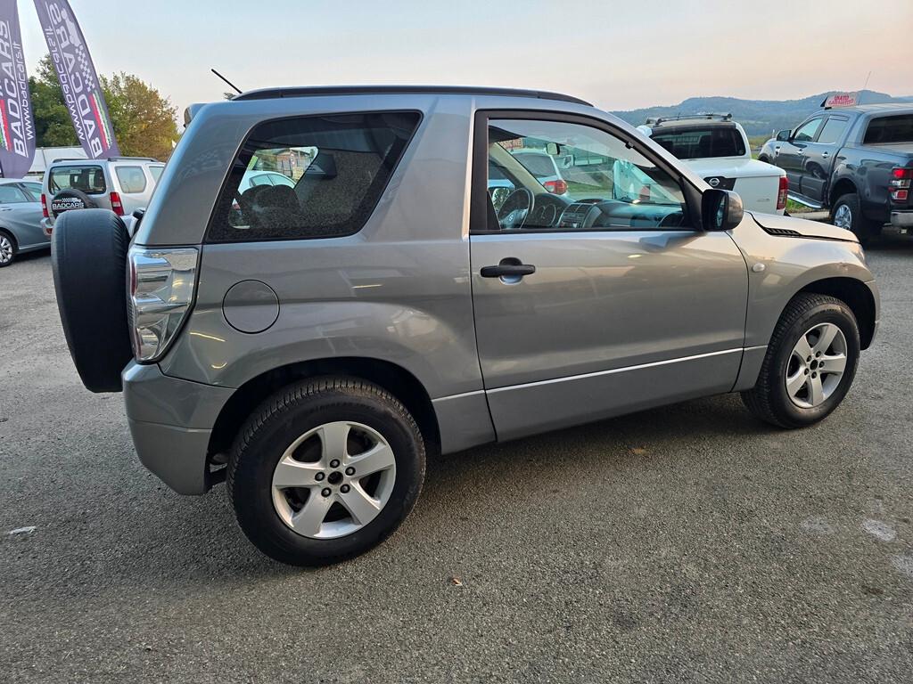 Suzuki Grand Vitara 1.6 16V 4WD CON GPL!
