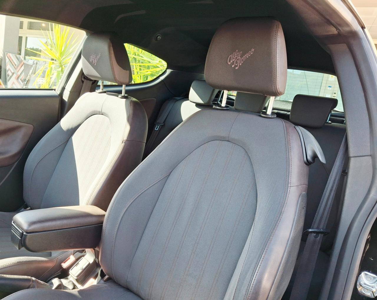 Alfa Romeo MiTo 1.4 78 CV 8V S&S Racer" Perfetta!