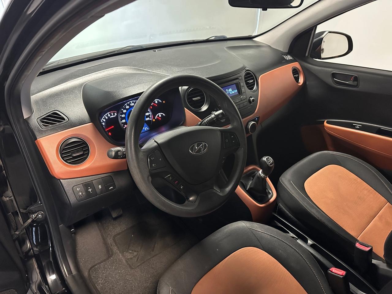 HTUNDAI i10 1.0 BENZINA/GPL 67CV PRONTA CONSEGNA