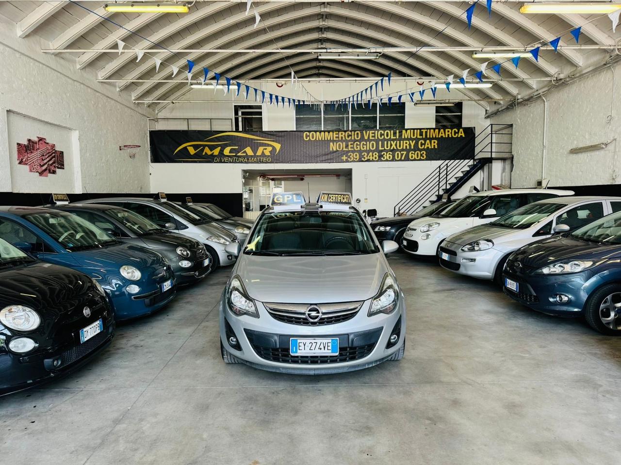 Opel Corsa 1.2 benzina/GPL 85CV 5 porte GPL-TECH Edition