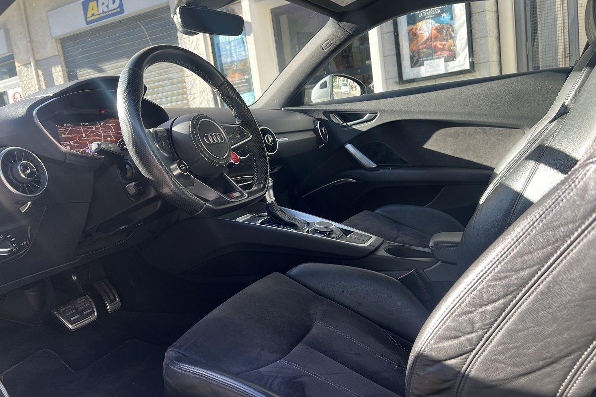 AUDI TT Coupé 2.0 TFSI quattro S tronic S line