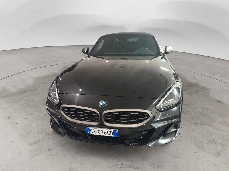 BMW Z4 M40i auto