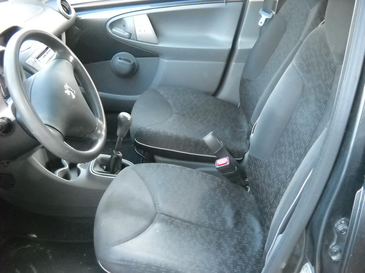Peugeot 107 1.0 68CV 5p. Plaisir