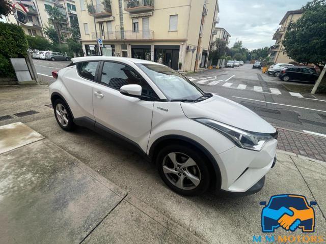 TOYOTA C-HR 1.8 Hybrid E-CVT Style
