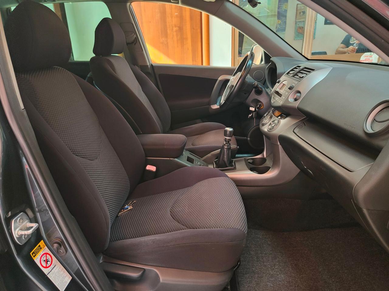 Toyota RAV 4 RAV4 2.2 D-4D 136 CV Luxury