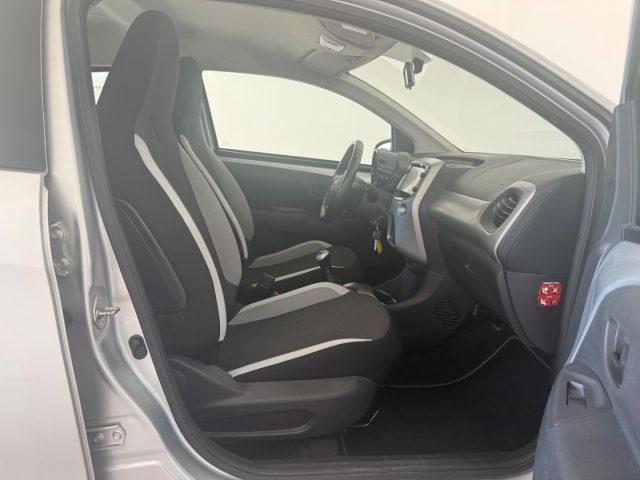 TOYOTA Aygo 1.0 VVT-i 69 CV 5 porte x-wave