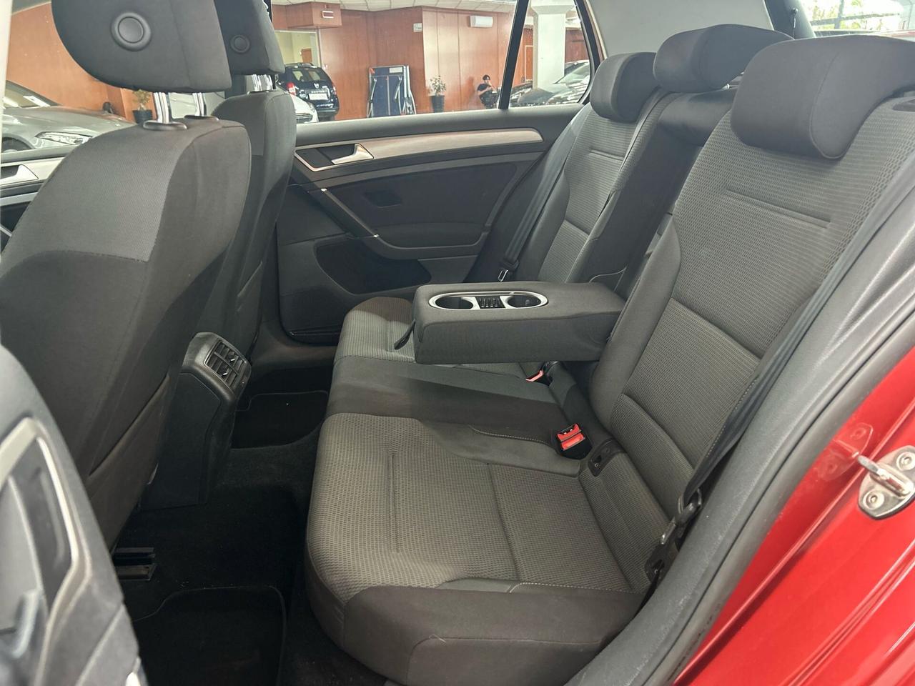 Volkswagen Golf 1.6 TDI 5p. Highline BlueMotion Technology
