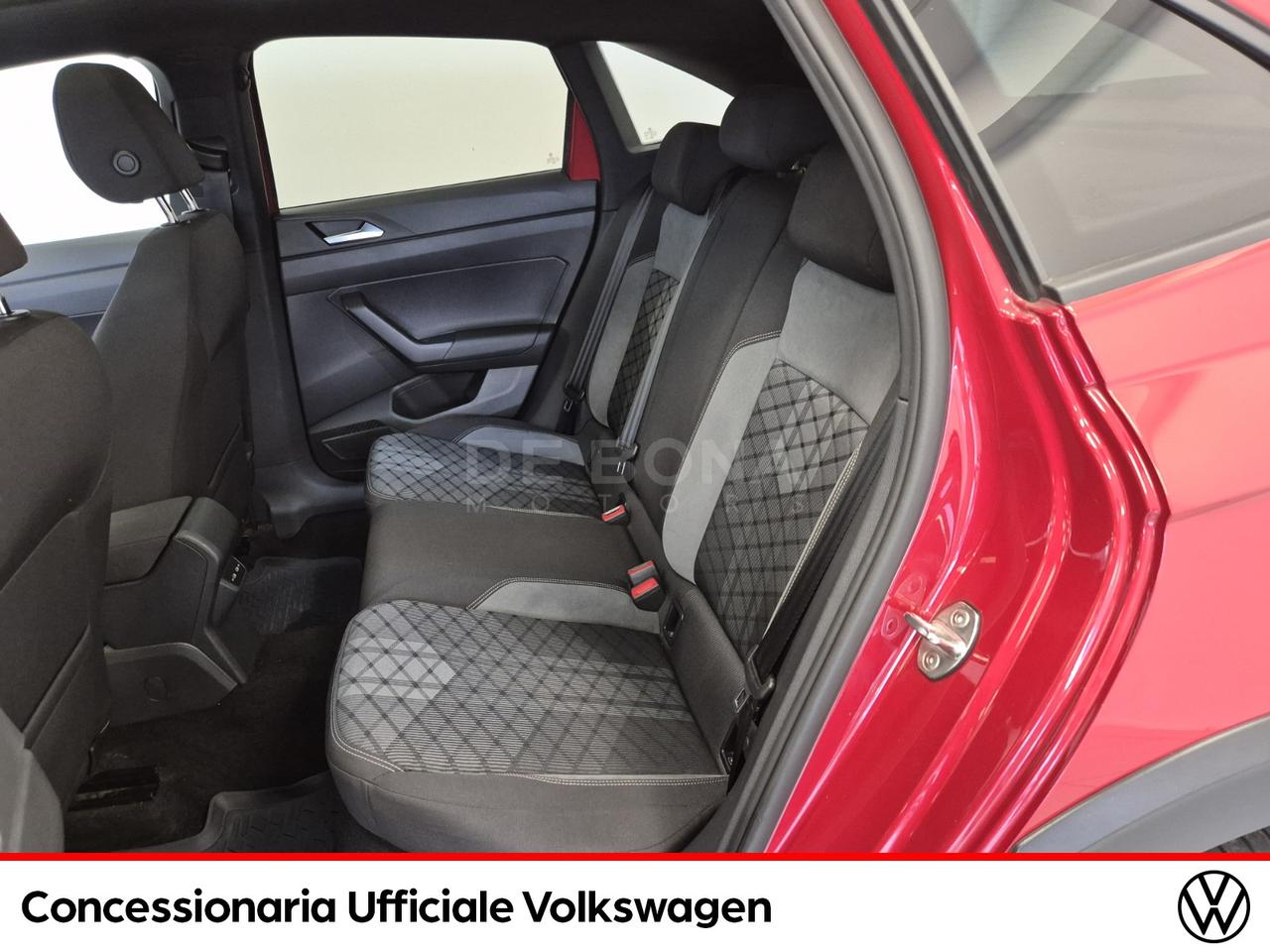 Volkswagen Taigo 1.0 tsi r-line 110cv