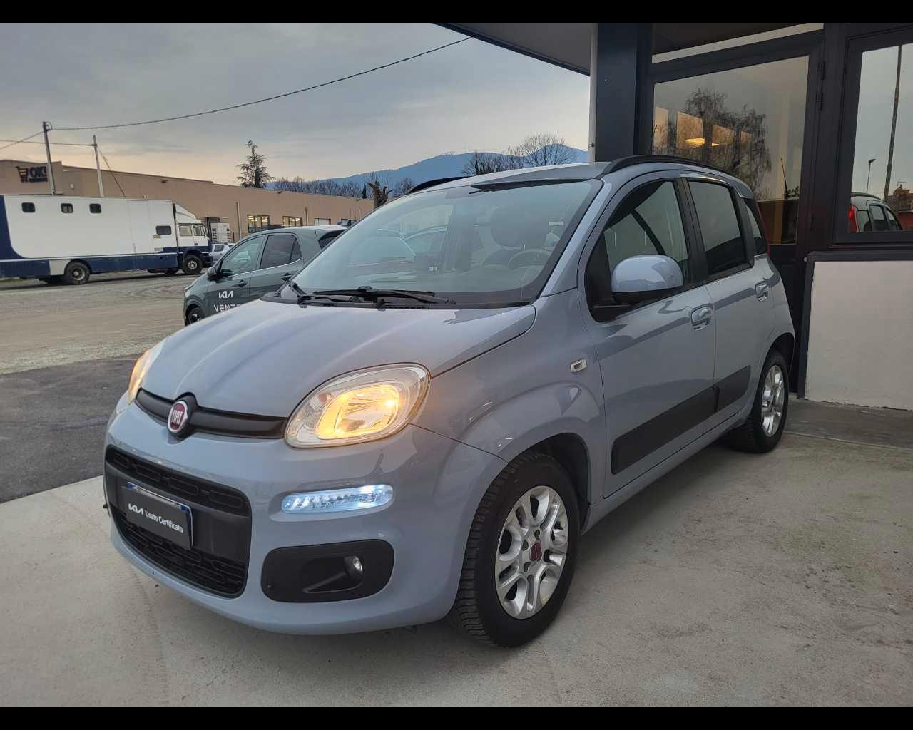 FIAT Panda III 2016 - Panda 1.2 Lounge easypower Gpl 69cv