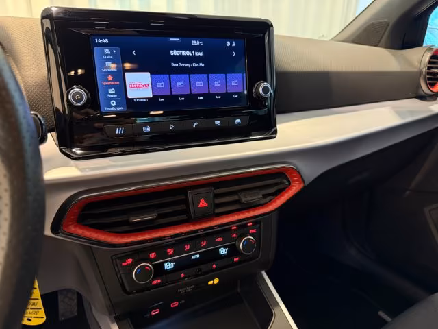 SEAT Arona 1.0 TSI FR ACC LED App Connect Bluetooth