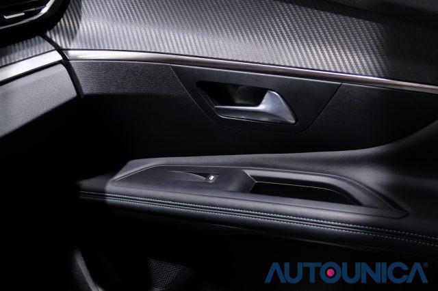 PEUGEOT 3008 PURETECH TURBO 130 S&S ALLURE PACK FARI LED