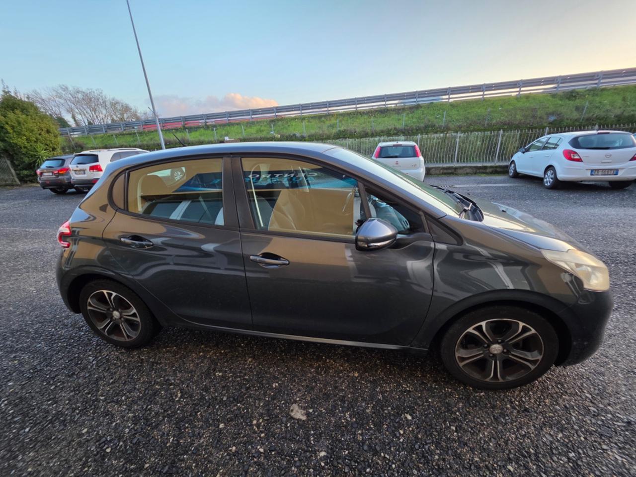 Peugeot 208 1.4 VTi 95 CV 5p. GPL Access
