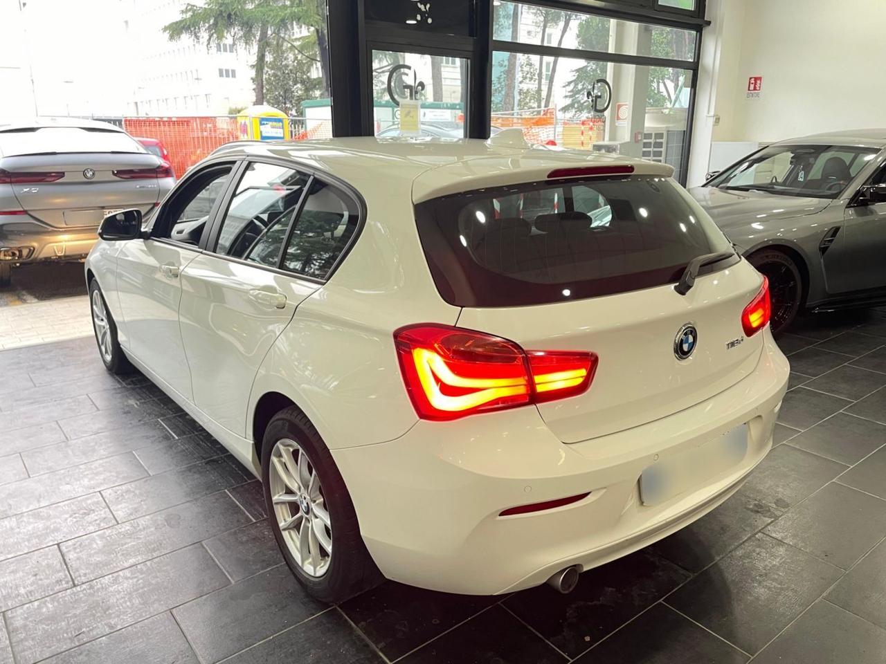 BMW Serie 1 Advantage F40