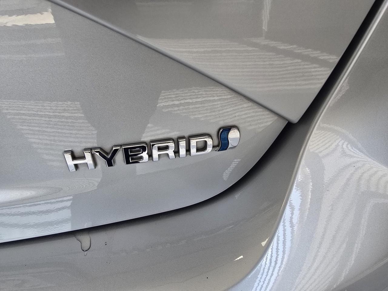 Toyota Yaris Style 1.5 Hybrid 101cv 2028 km 109000