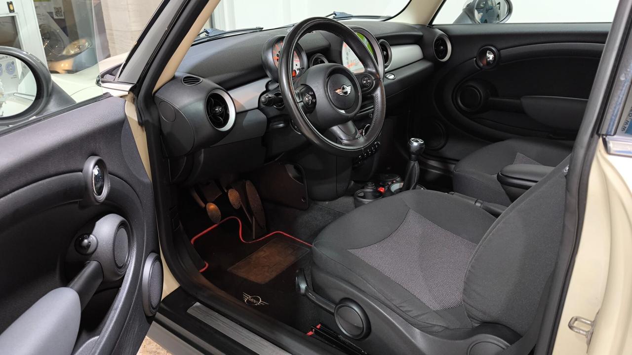 Mini Cooper D Clubman 1.6 16V