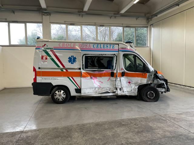 FIAT Ducato AMBULANZA 35 2.2 MJT 180CV AT9 PM CABINATO