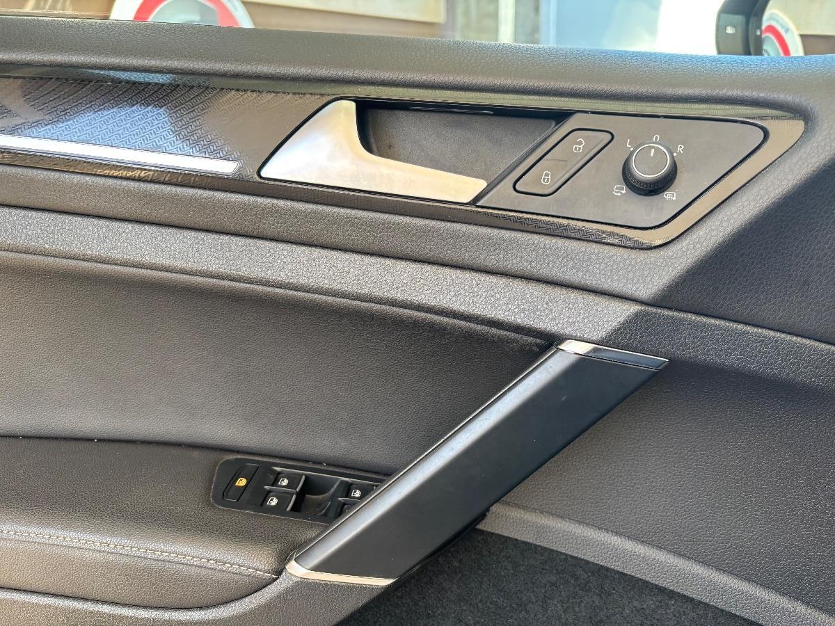 VOLKSWAGEN - Golf - R 2.0 5p. DSG