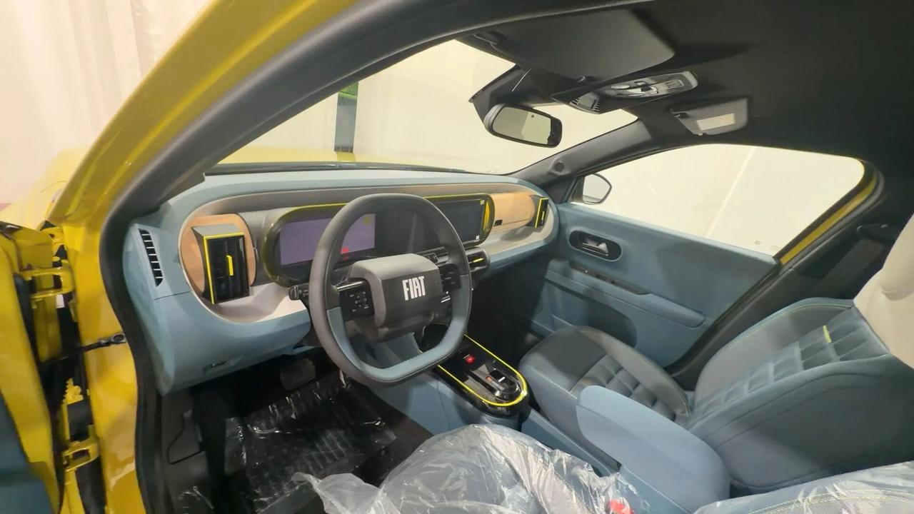 Fiat Grande Panda 1.2 Hybrid 110 CV S&S La Prima