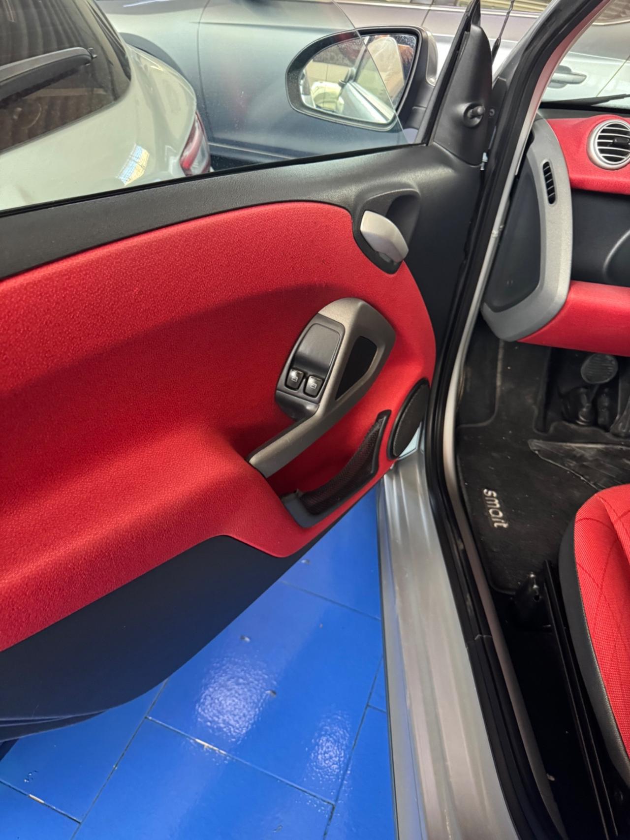 Smart ForTwo 1000 52 kW coupé pure