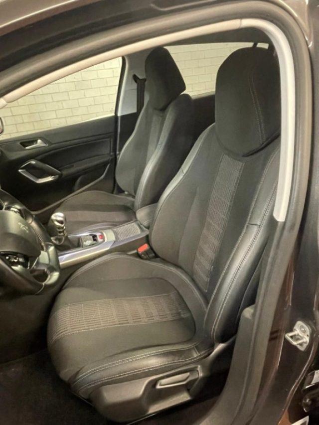PEUGEOT 308 BlueHDi 130 S&S Allure