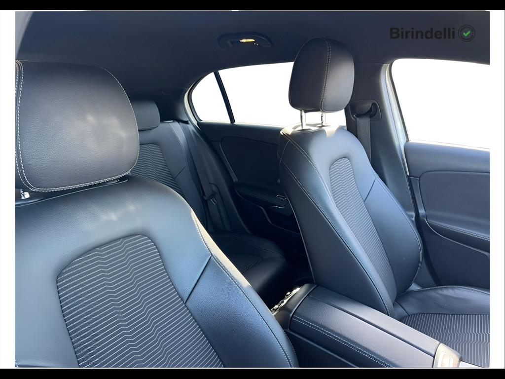 Mercedes-Benz Classe A (W177) - A 200 Automatic Sport