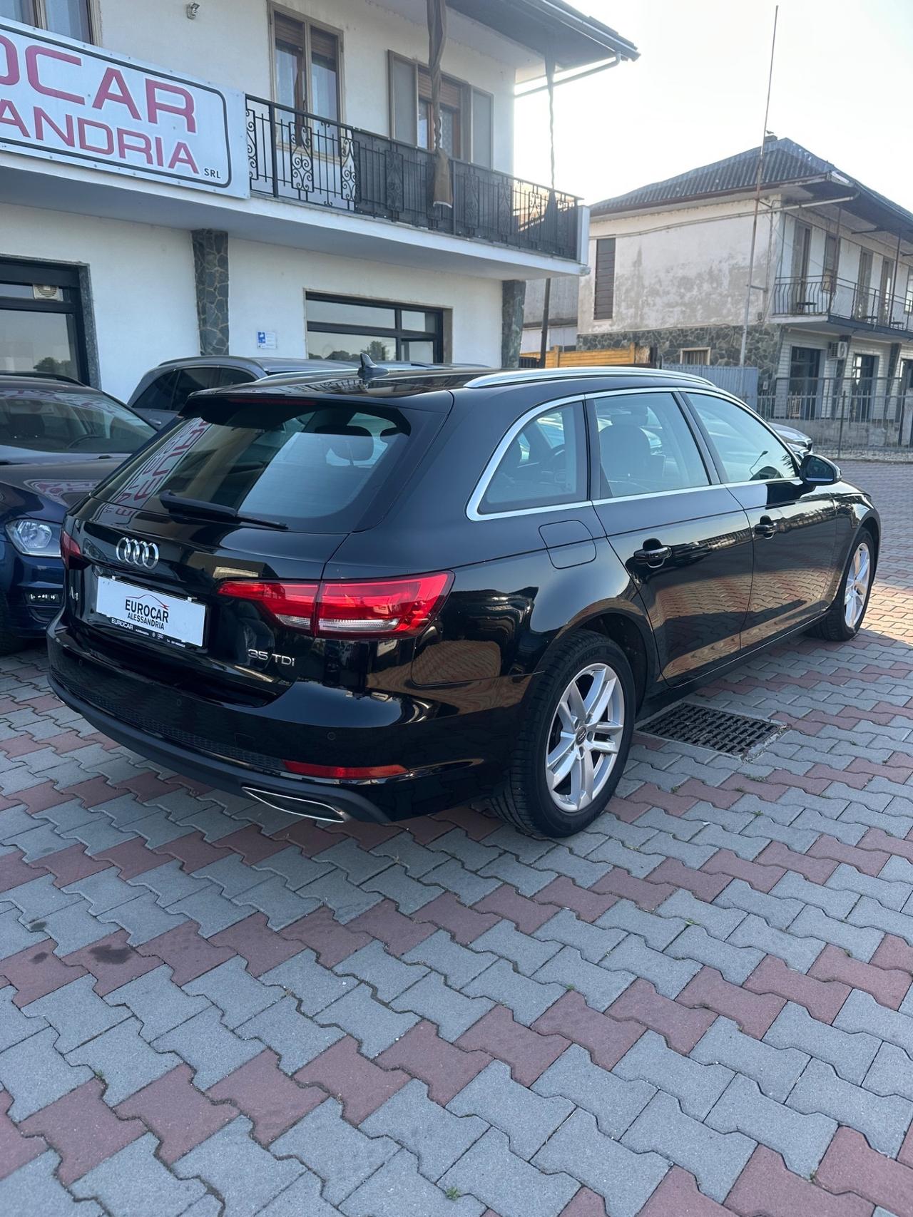 Audi A4 Avant 35 TDI S tronic