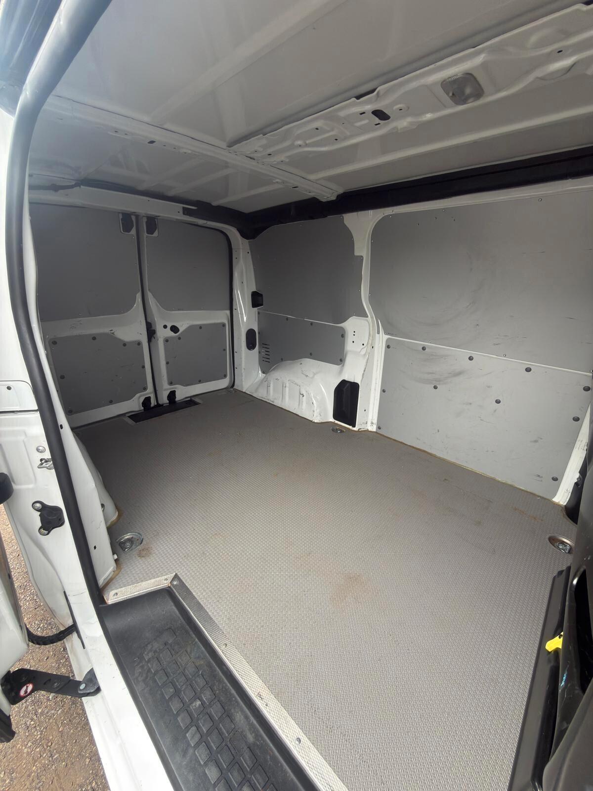 Citroen Jumpy 2.0 BlueHDi 120 S&S EAT8 PL-TN Furgone M Club