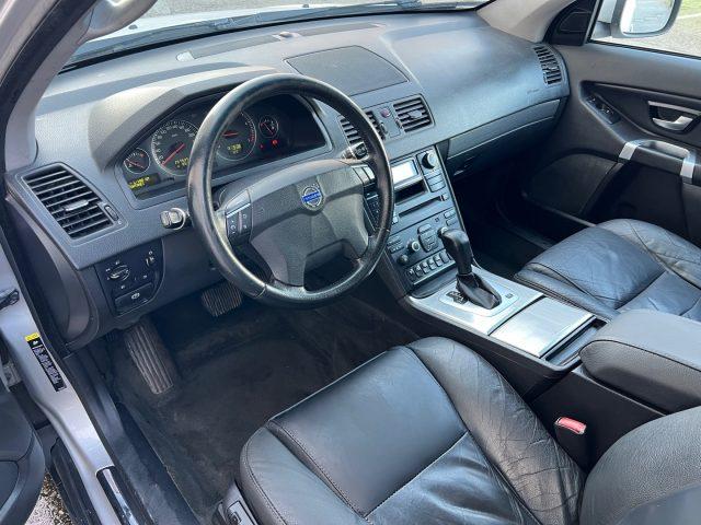 VOLVO XC90 2.4 D5 185 CV AWD Momentum 7 Posti