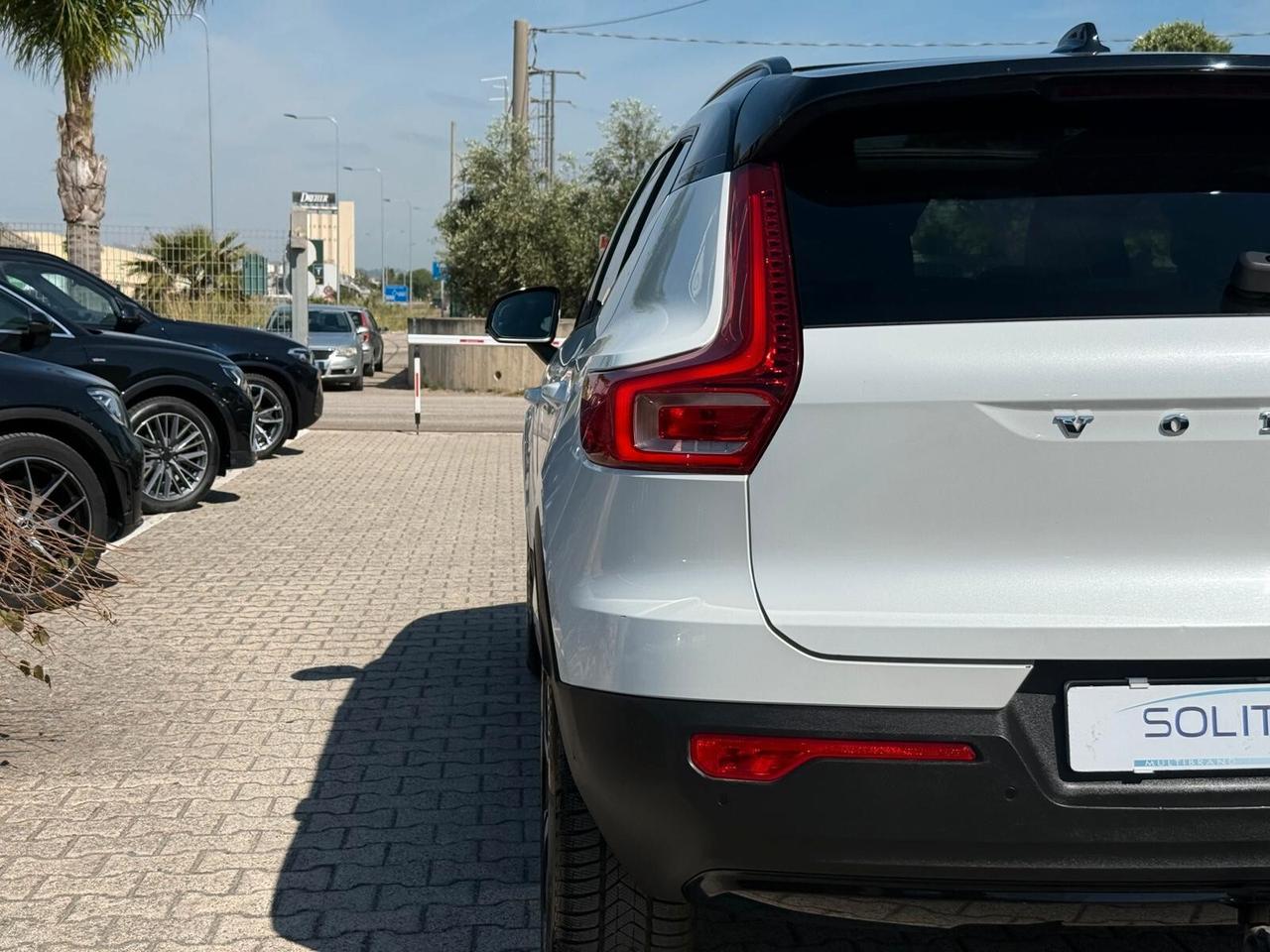 XC40 T5 Recharge Hybrid 262cv *Tetto *Gancio Traino
