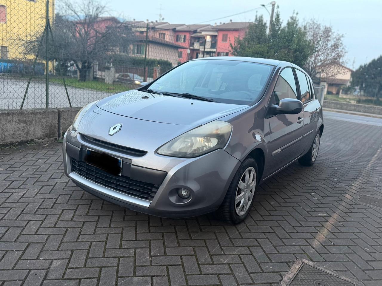 Renault Clio 1.2 16V 5 porte GPL Dynamique