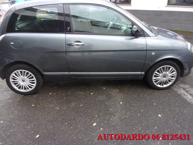 LANCIA Ypsilon 1.2 69 CV Argento