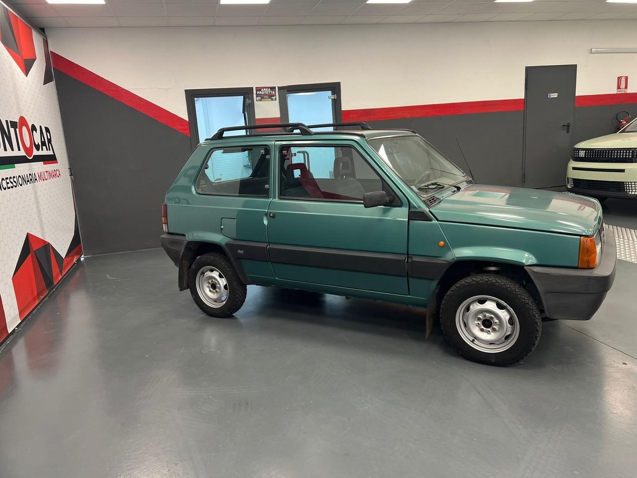 Fiat Panda 1100 i.e. cat 4x4 Climbing