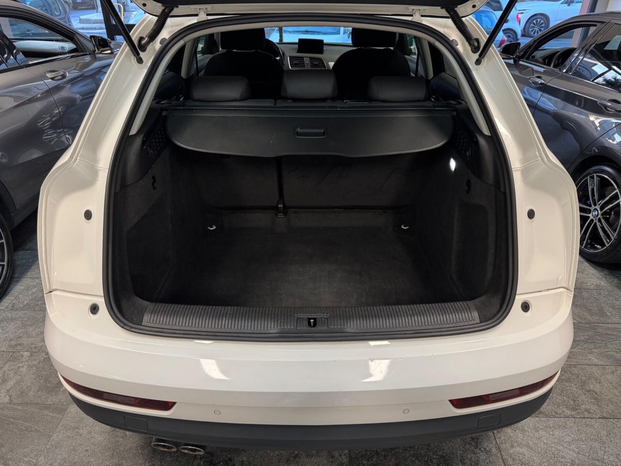 Audi Q3 2.0 TDI 120 CV S-Tronic Sport