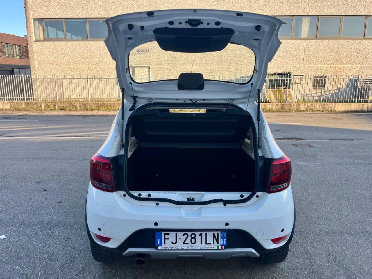 Dacia Sandero Stepway 0.9TurboGPL 2017 138.000km euro 6b perfetta