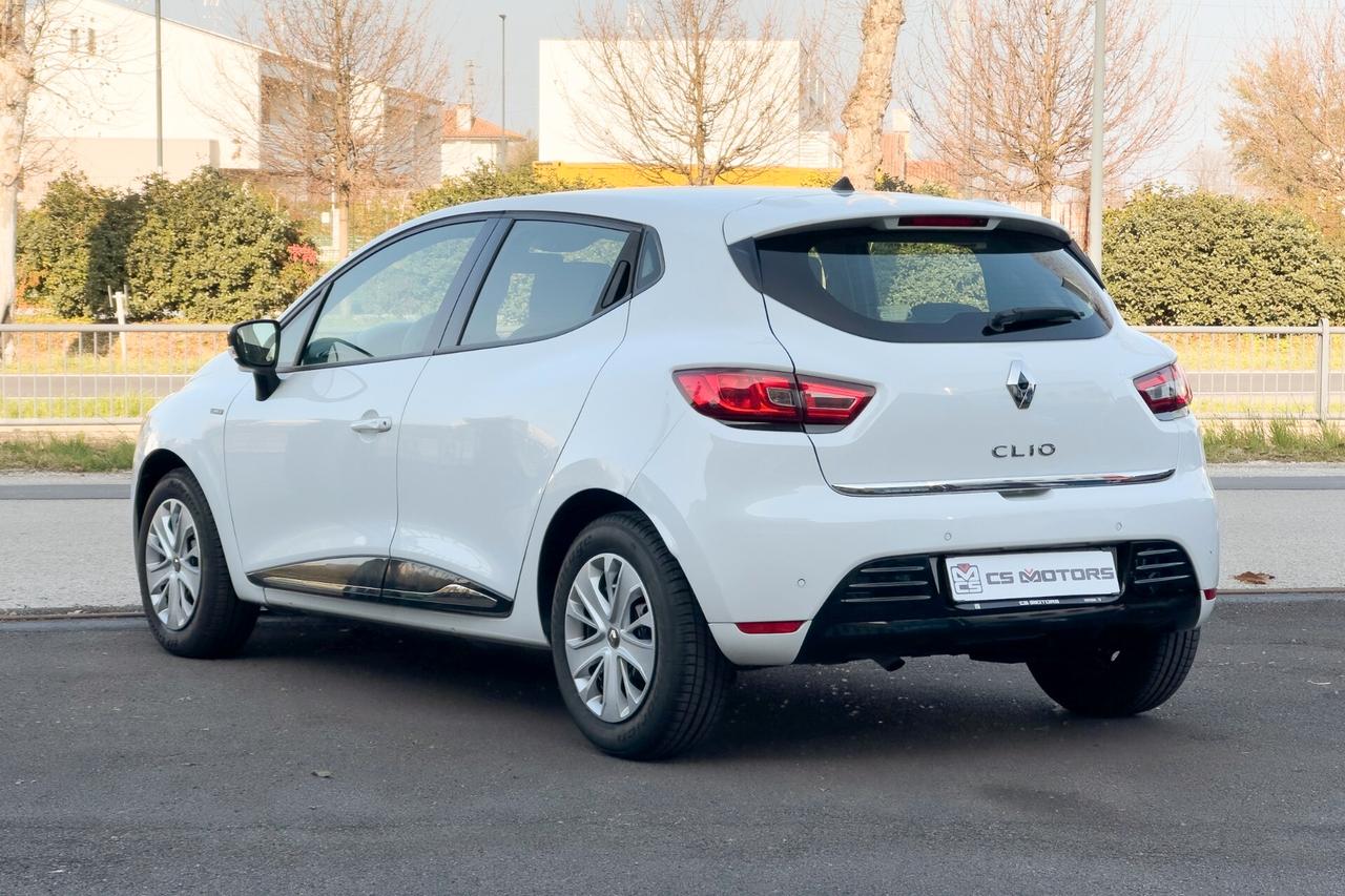 Renault Clio dCi 8V 90 CV 5 porte Moschino Intens