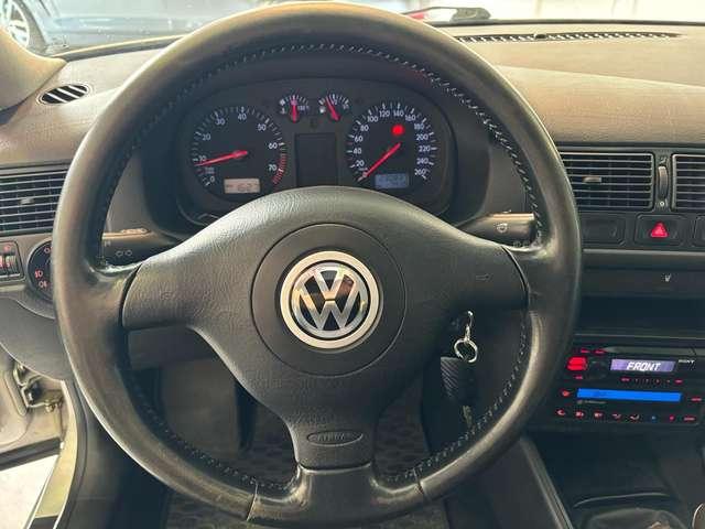 Volkswagen Golf 3p 1.6 Comfortline