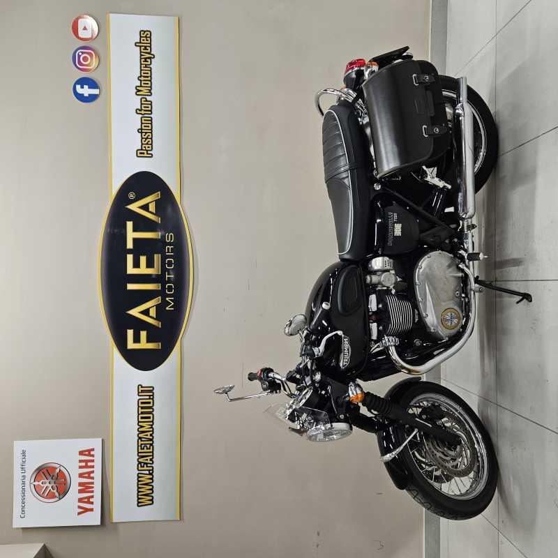 Triumph Bonneville T120 - 2016