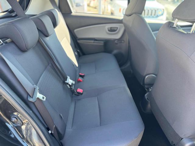 TOYOTA Yaris 1.0 5 porte Cool