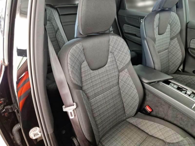 VOLVO XC60 B4 D AUTOMATICO CORE SUV