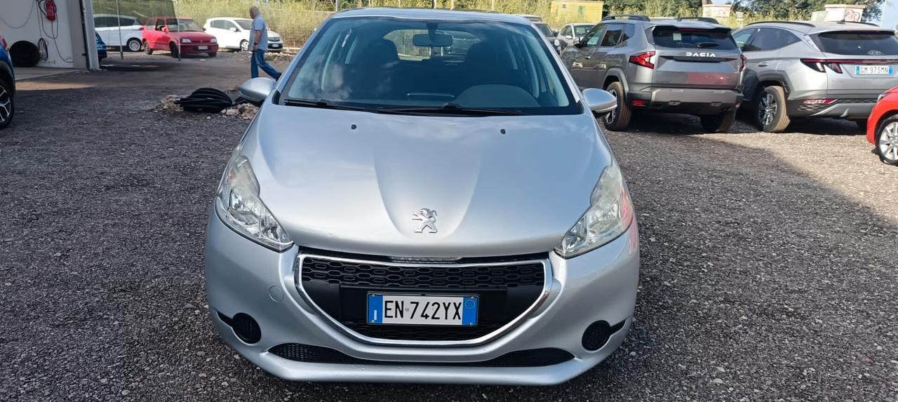 Peugeot 1.4 HDi 68 CV 5 porte Allure
