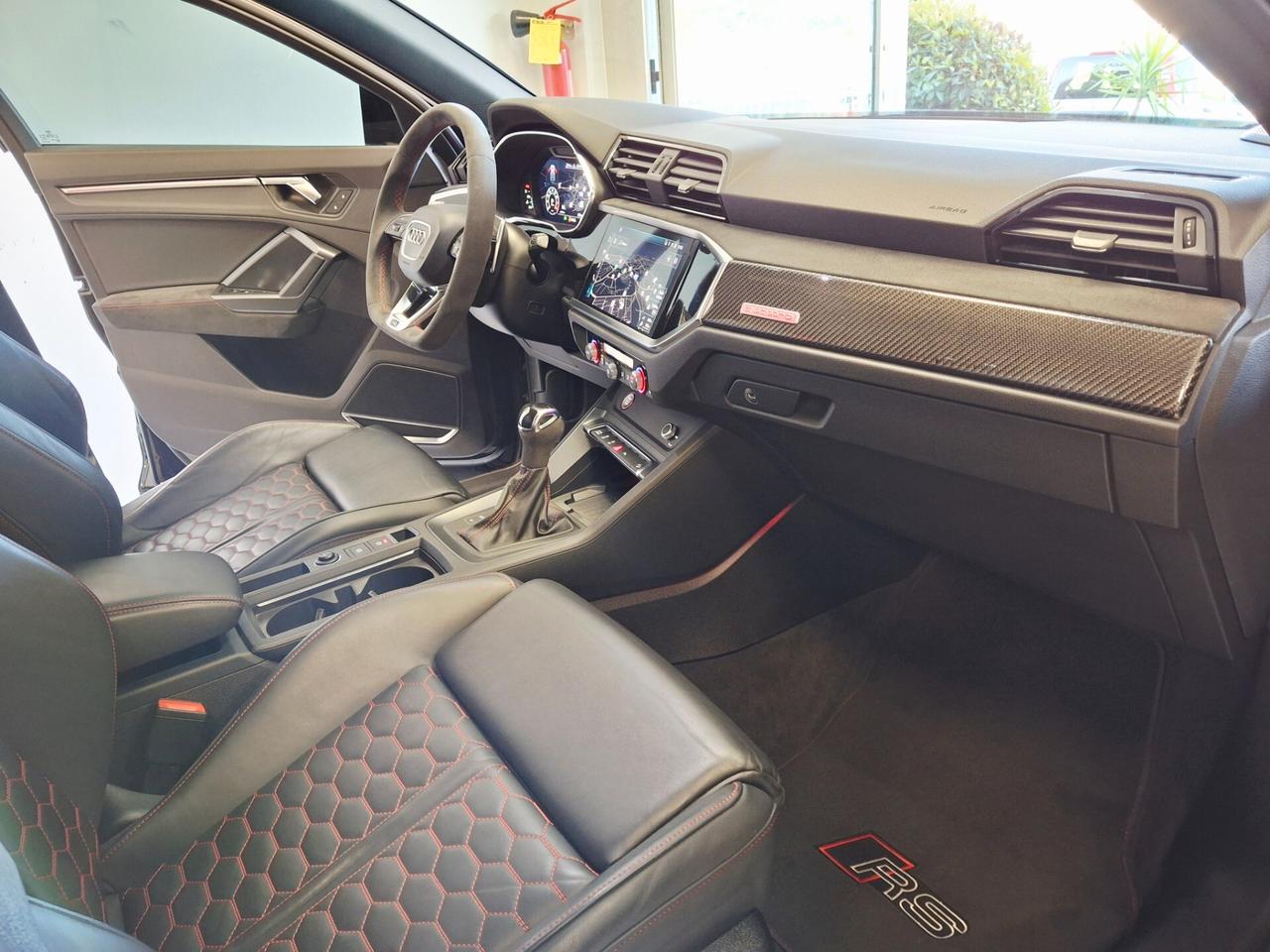 Audi RS Q3 Audi RSQ3 SportBack 2.5 Quattro S-Tronic 400cv